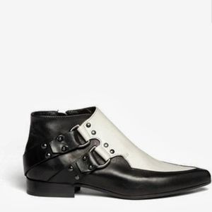 Alexander McQueen Black & White leather Boots 39